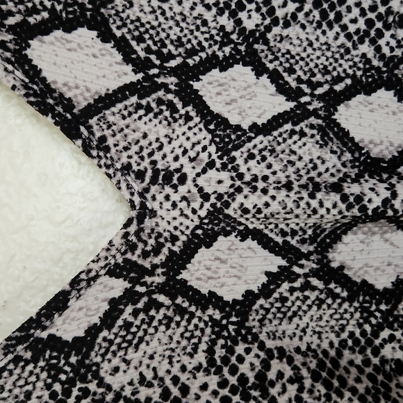 Bodysuit - Picture 7 of 7